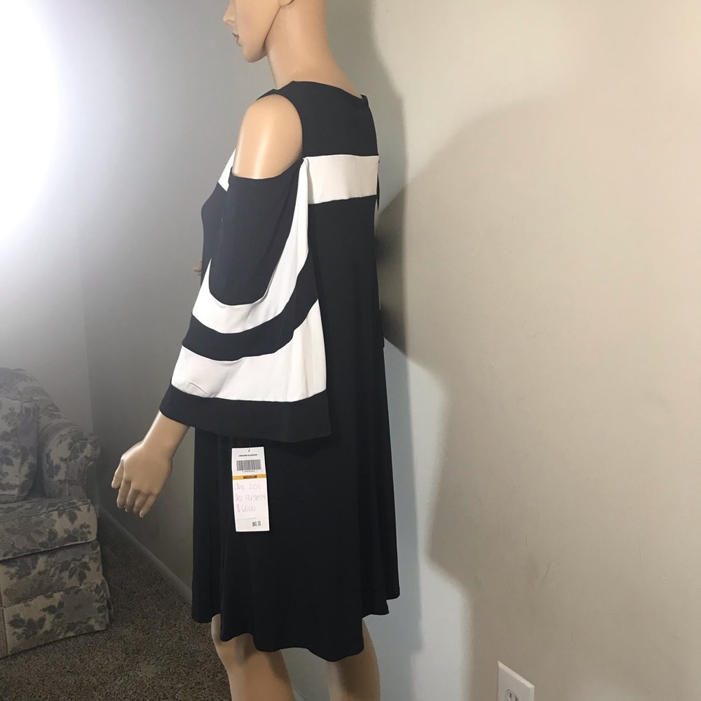 Dress - Picture 6 of 11